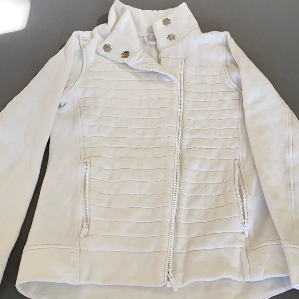 Lululemon sweatshirt size 4